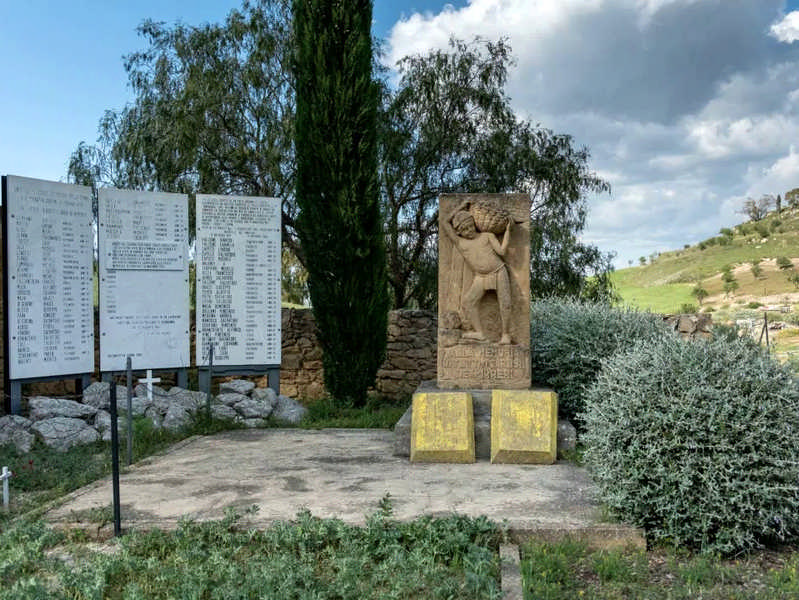 Cimitero dei carusi a Caltanissetta