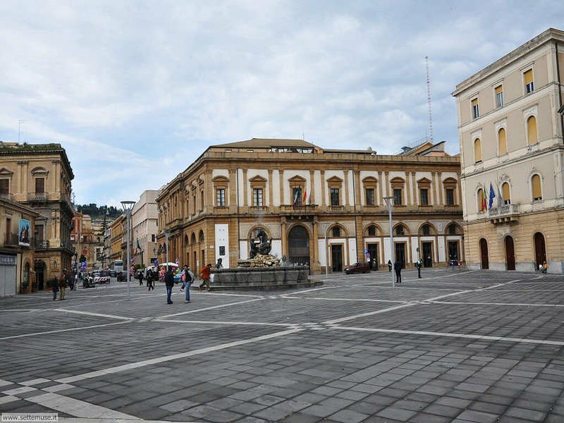 Piazza Garibaldi a Caltanissetta