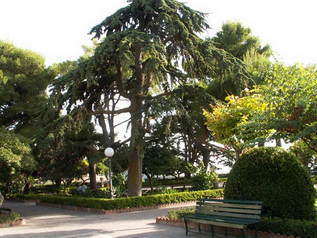Villa Comunale La Villa Comunale di Chiaramonte Gulfi