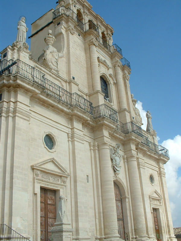 Chiesa di Sant'Antonio La Chiesa di Sant'Antonio a Giarratana