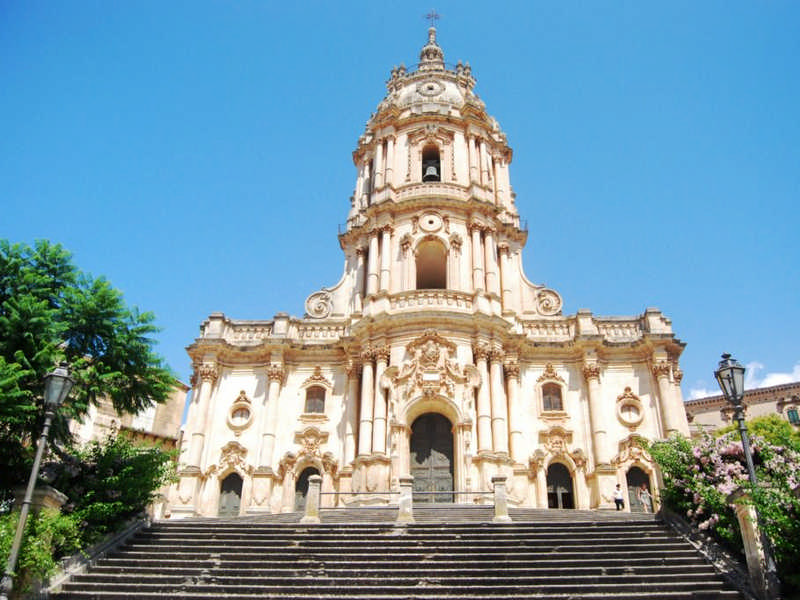 Facciata del Duomo di San Giorgio Il Duomo di San Giorgio a Modica