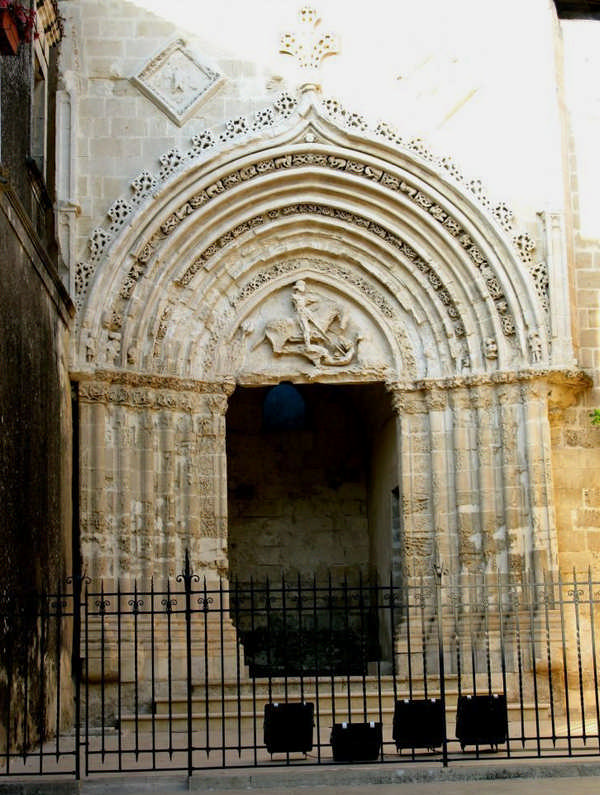 Portale di San Giorgio Il portale dell'antica chiesa di San Giorgio a Ragusa