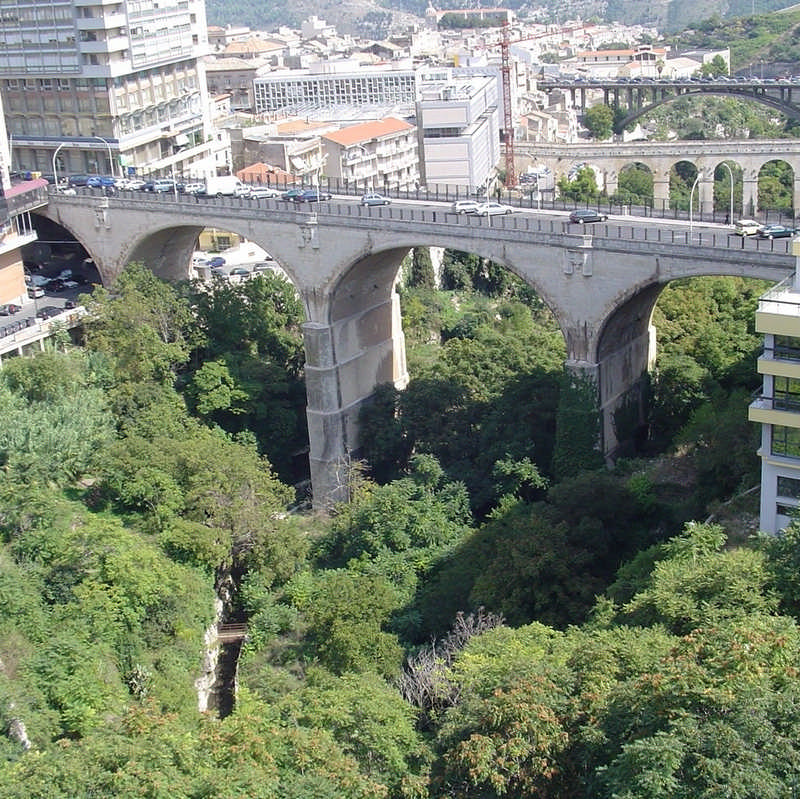 I tre ponti Veduta dei tre ponti di Ragusa
