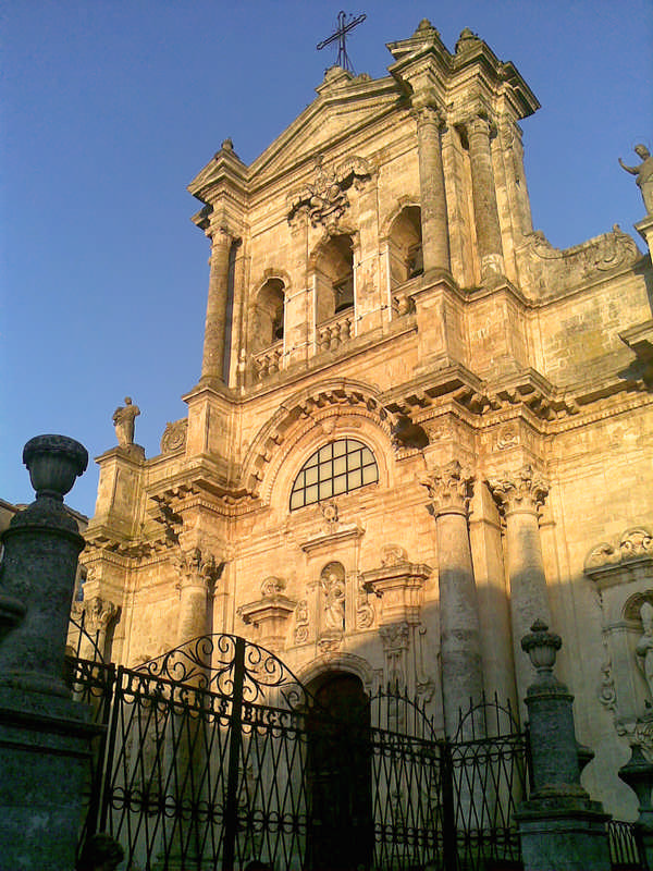 Chiesa di S. Maria Maddalena la Chiesa di S. Maria Maddalena a Buccheri