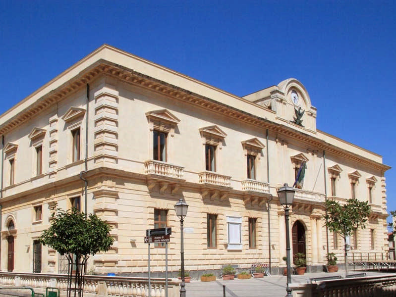 Il Palazzo Municipale di Melilli
