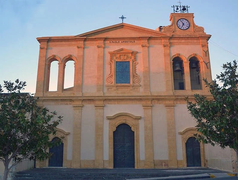 Chiesa di San Paolo Apostolo La Chiesa di San Paolo Apostolo a Solarino
